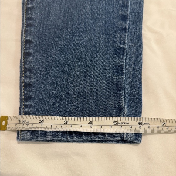 GAP Women’s Skinny Button-Fly Jeans in Dark Blue Wash - Picture 10 of 10